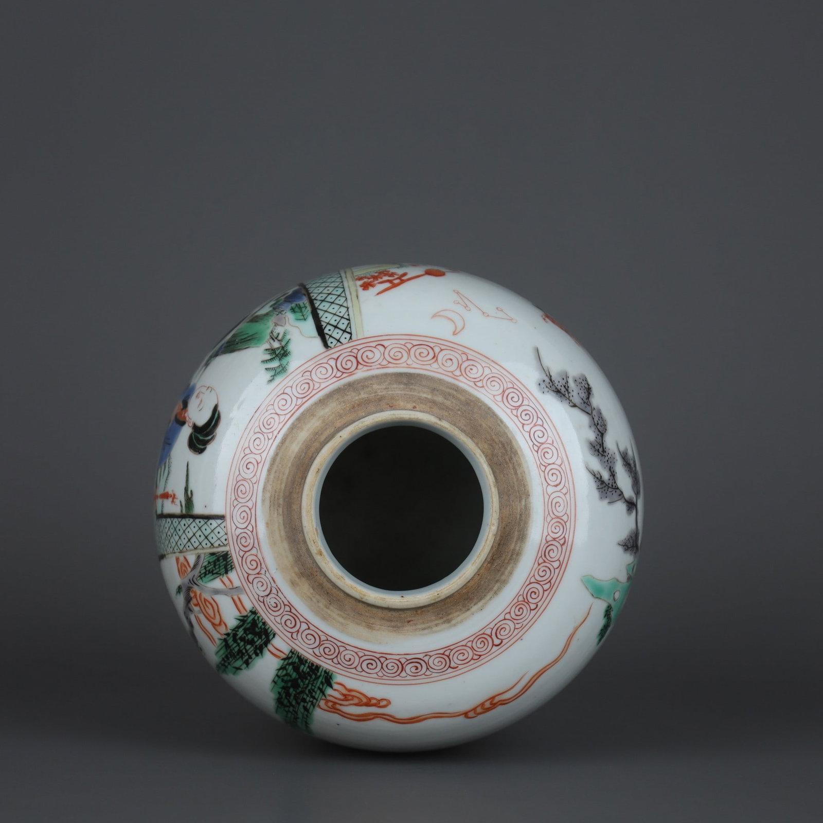 A Exquisite Wucai Figure Pattern Jar - 4