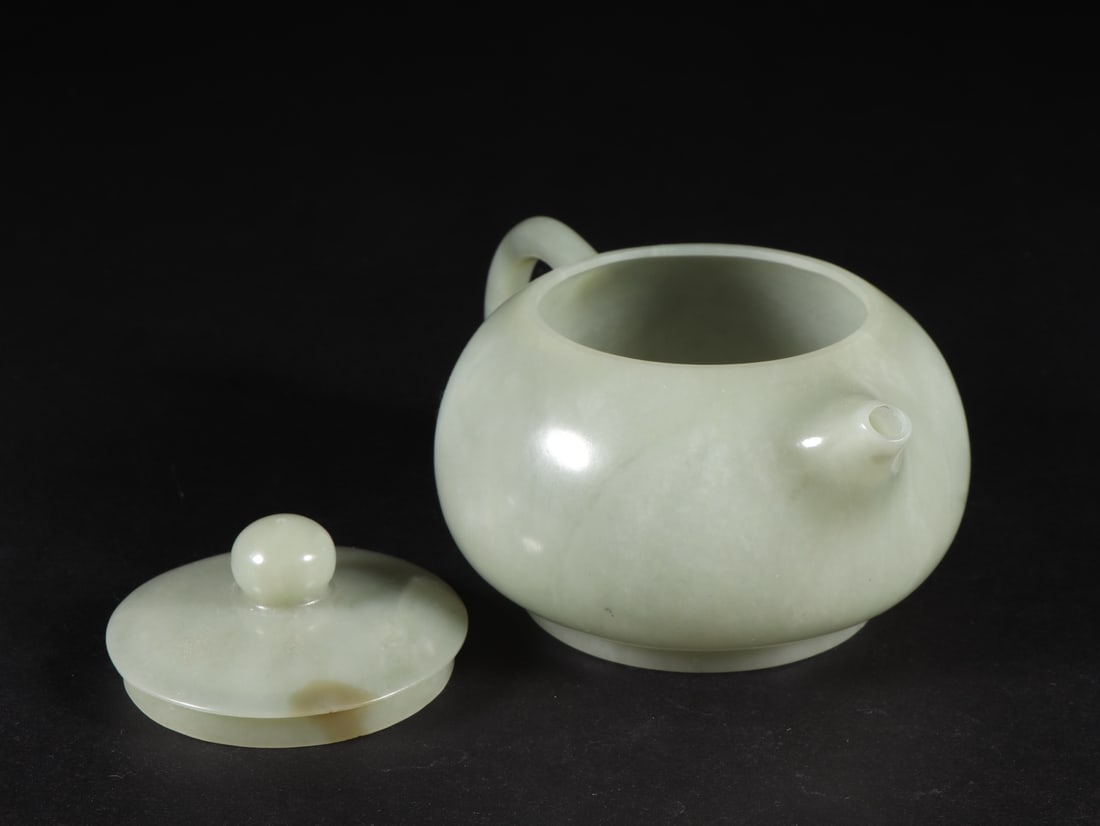 A Exquisite Hotan Jade Teapot - 7