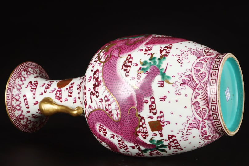 A Exquisite Ruby Red-Glazed Painted Gold Dragon Pattern Elephant-Ears Vase - 8