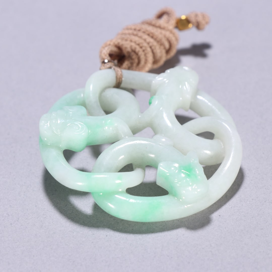 A Exquisite Jadeite Dragon Pattern Jade pendant - 7