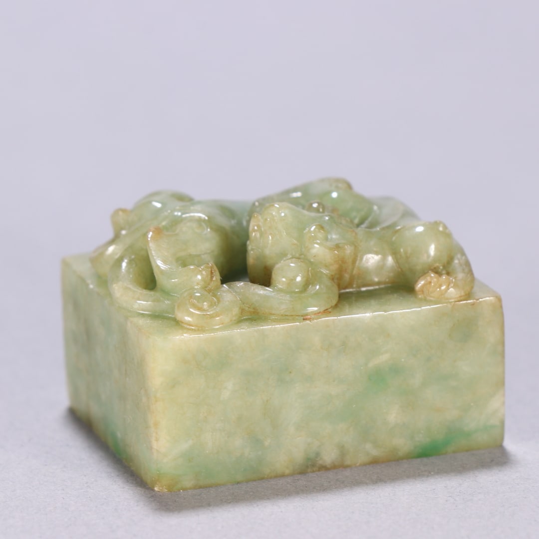 A Exquisite Jadeite Dragon Pattern Seal - 2