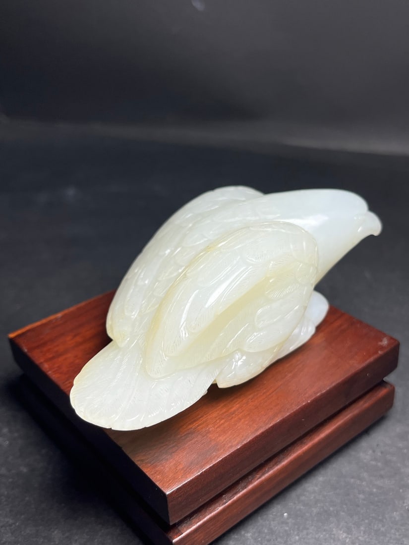 A Exquisite Hotan Jade Eagle Handheld Carving - 2