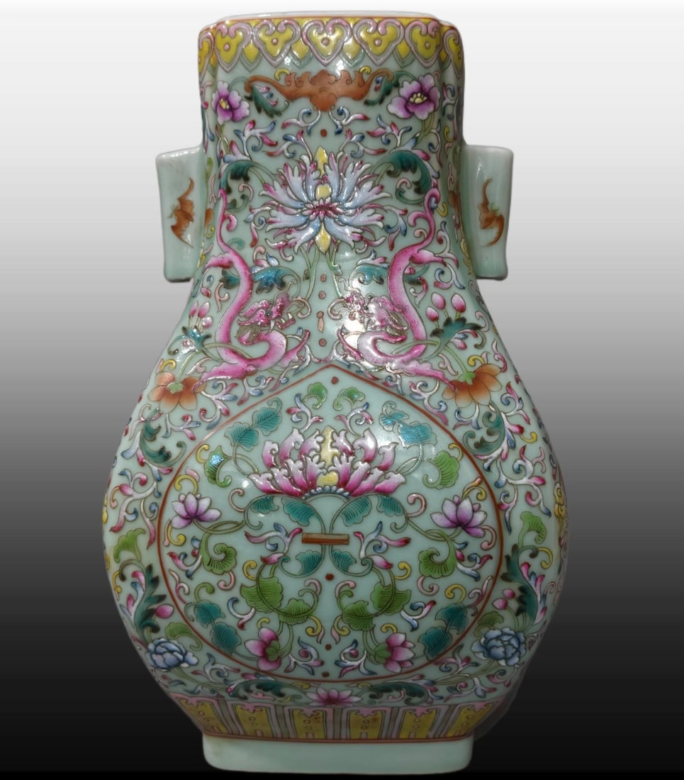 A Exquisite Enamel Lotus Pattern Vase: A Exquisite Enamel Lotus Pattern Vase,Qing Dynasty, China,Guangxu Six-character Mark,Size:11.8inx7.1inx4.3in 珐琅彩缠枝莲纹瓶,中国清&#