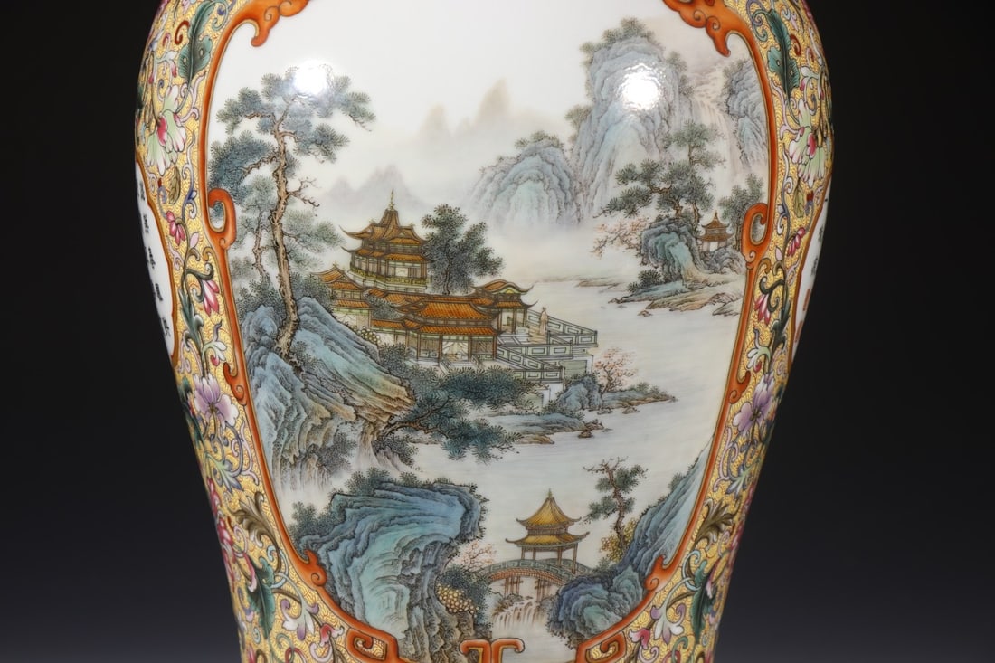 A Exquisite Enamel Landscape Pattern Vase - 2