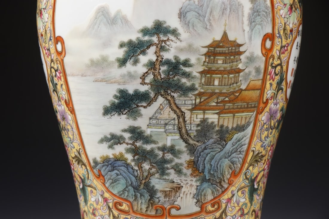 A Exquisite Enamel Landscape Pattern Vase - 7