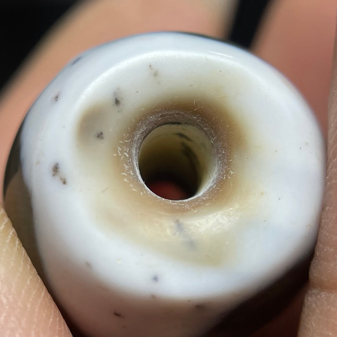 A Exquisite One Eye Dzi bead - 10