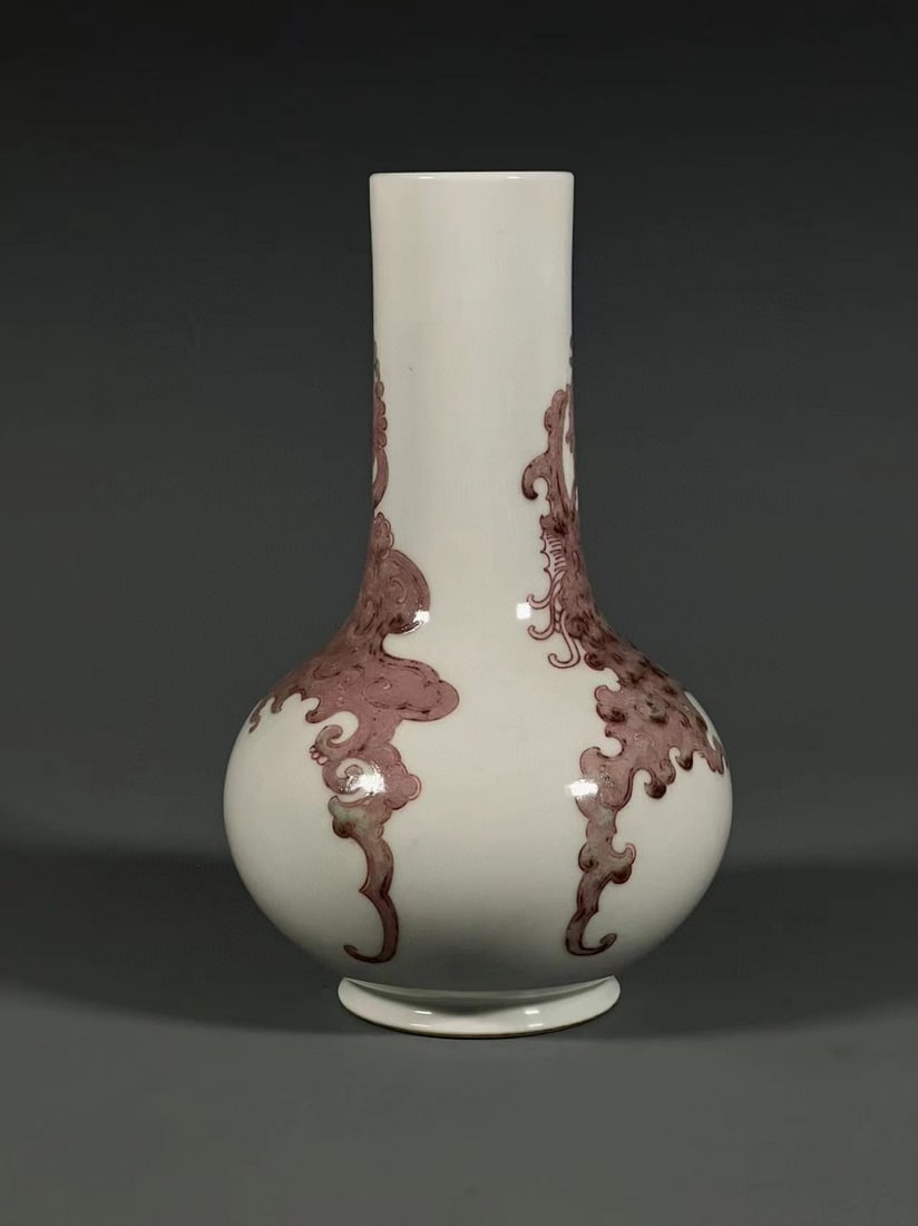 A Exquisite Underglaze-Red Auspicious Beast Pattern Vase - 2
