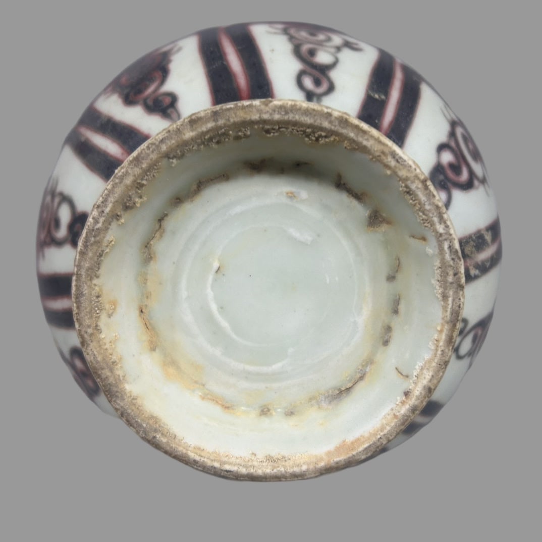A Exquisite Underglaze-Red Vase - 6