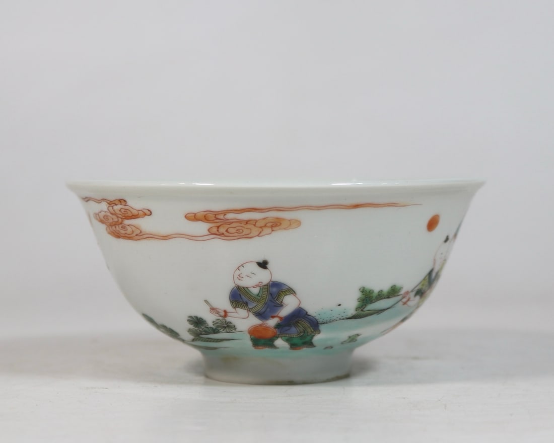 A Exquisite Wucai Figures Pattern Bowl - 3