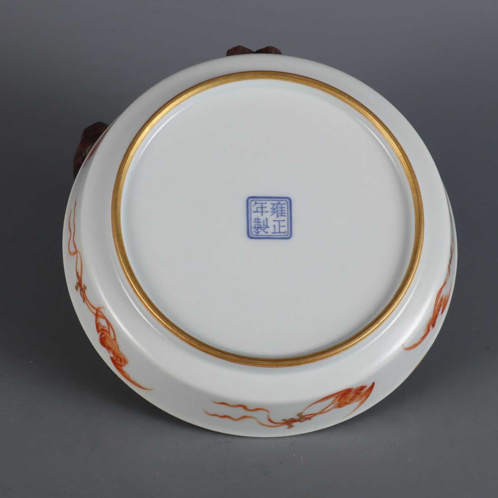 A Exquisite Enamel Flower Pattern Plate - 6