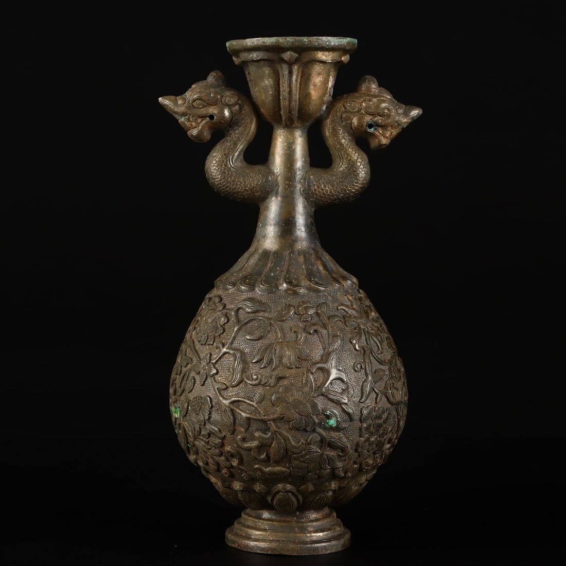 A Exquisite Copper Dragon-Ears Vase: A Exquisite Copper Dragon-Ears Vase,Tang Dynasty, China,Size:6.1inx2.8in,Weight:349g 铜制龙耳瓶,中国唐代