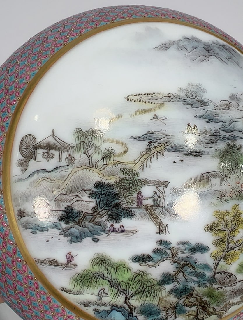 A Exquisite Enamel Landscape Pattern Box - 5