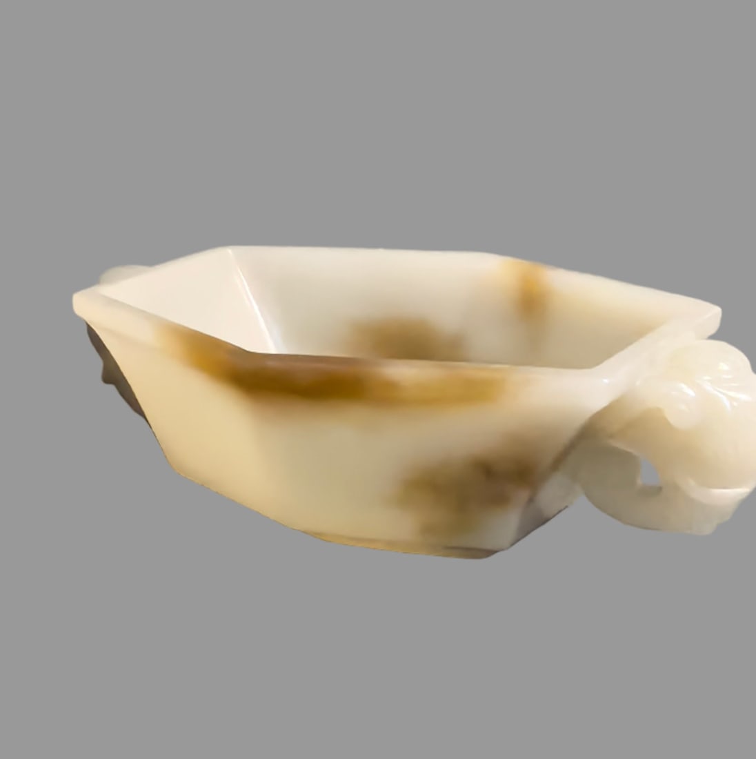 A Exquisite White Jade Elephant-Ears Brush Washer: A Exquisite White Jade Elephant-Ears Brush Washer,Qing Dynasty, China,Size:4.7inx2.8inx1.4in,Weight:141g 和田玉象耳水洗,中国清代