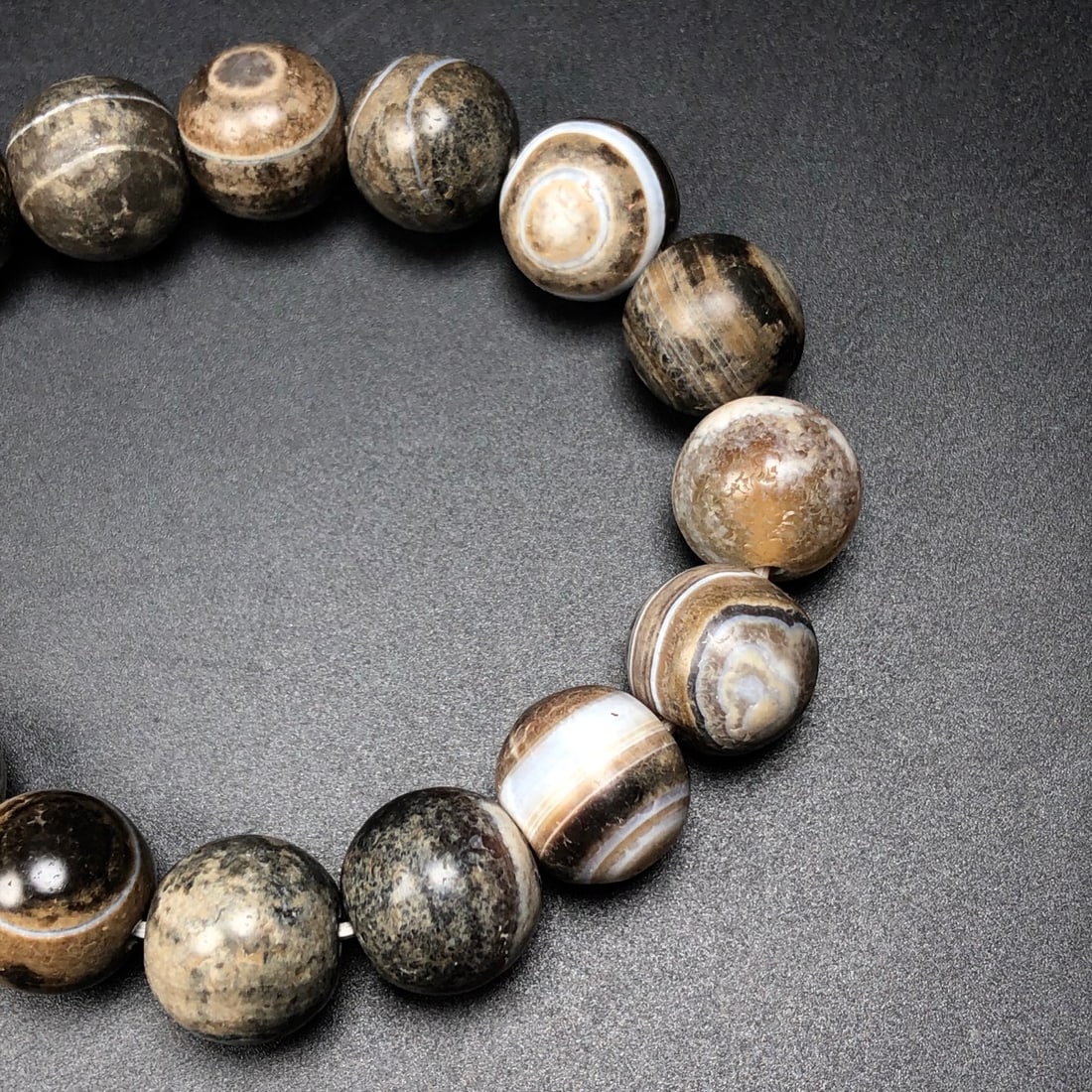 A Exquisite Agate Bracelets - 3