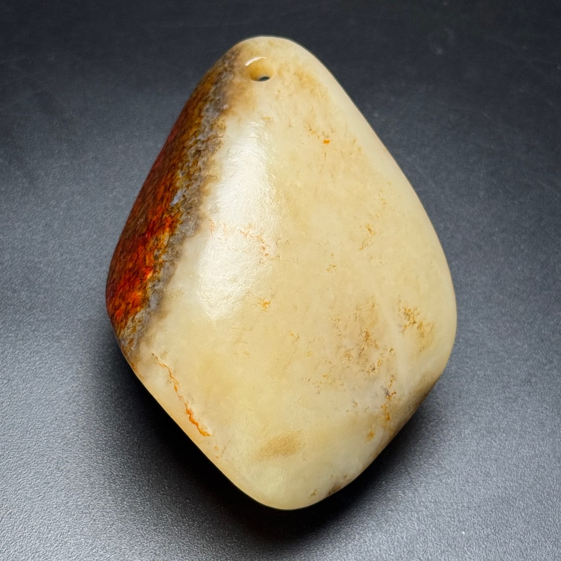 A Exquisite Hotan Jade Ornament (1 of 6)
