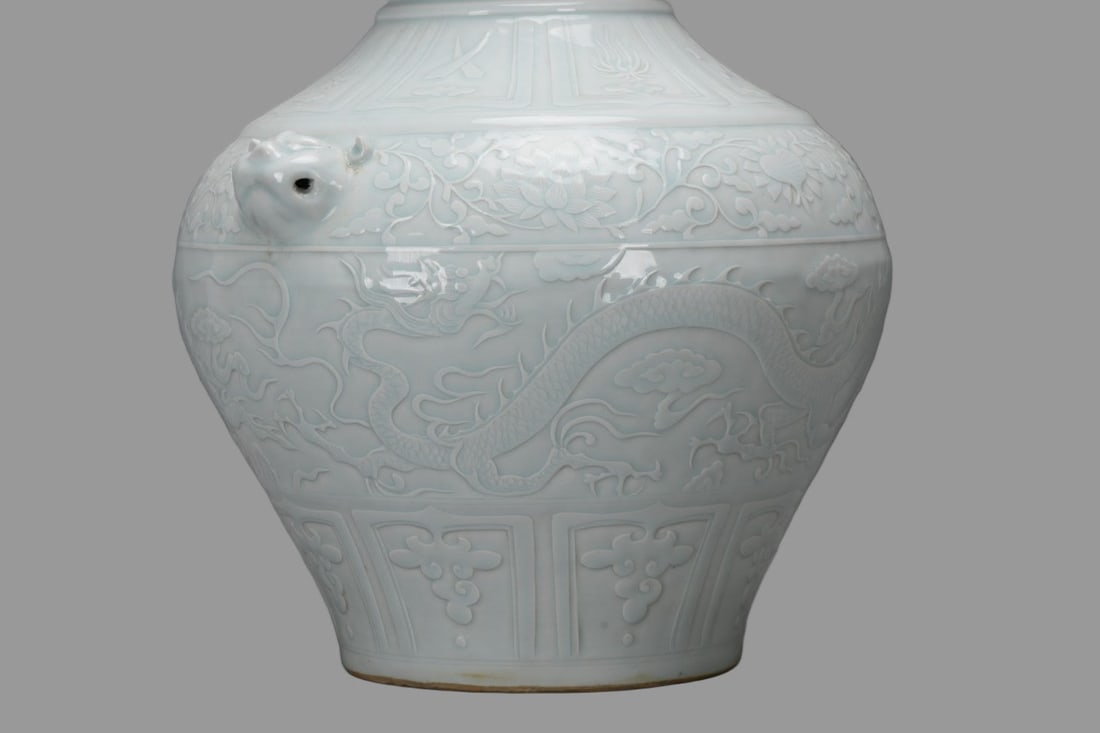 A Exquisite Shadow Blue Glazed Dragon Pattern Jar - 2