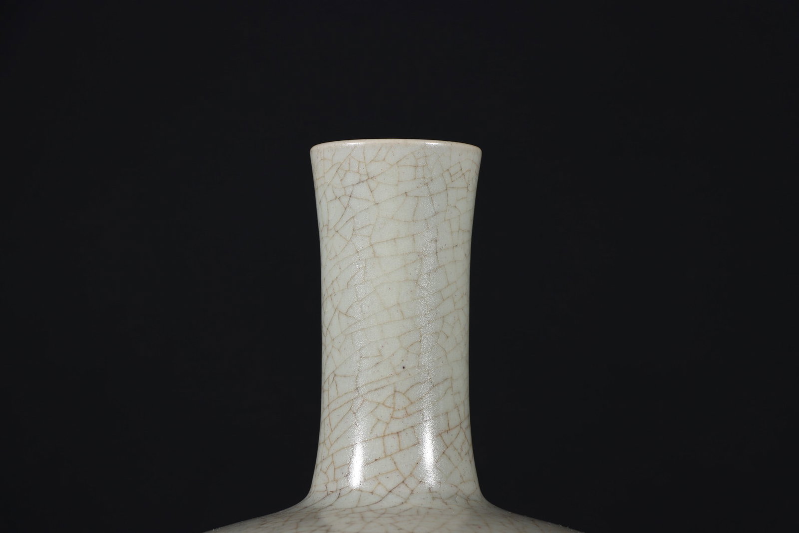 A Exquisite Ru Yao Vase - 3