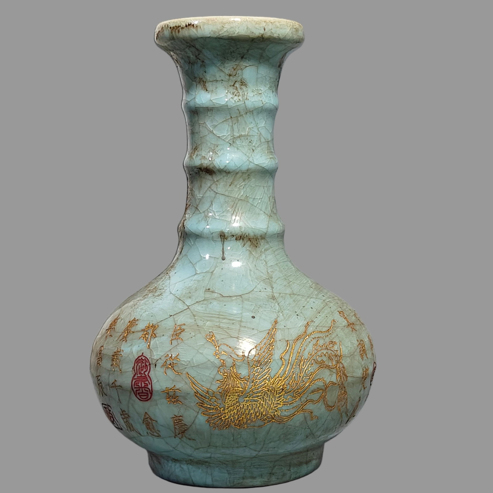 A Exquisite Ru Porcelain Painted Gold Ice crackle pattern Vase Ornament: A Exquisite Ru Porcelain Painted Gold Ice crackle pattern Vase Ornament,Song Dynasty, China,With Mark,Size:9.1inx4.7in 汝瓷描金冰裂纹瓶摆件,