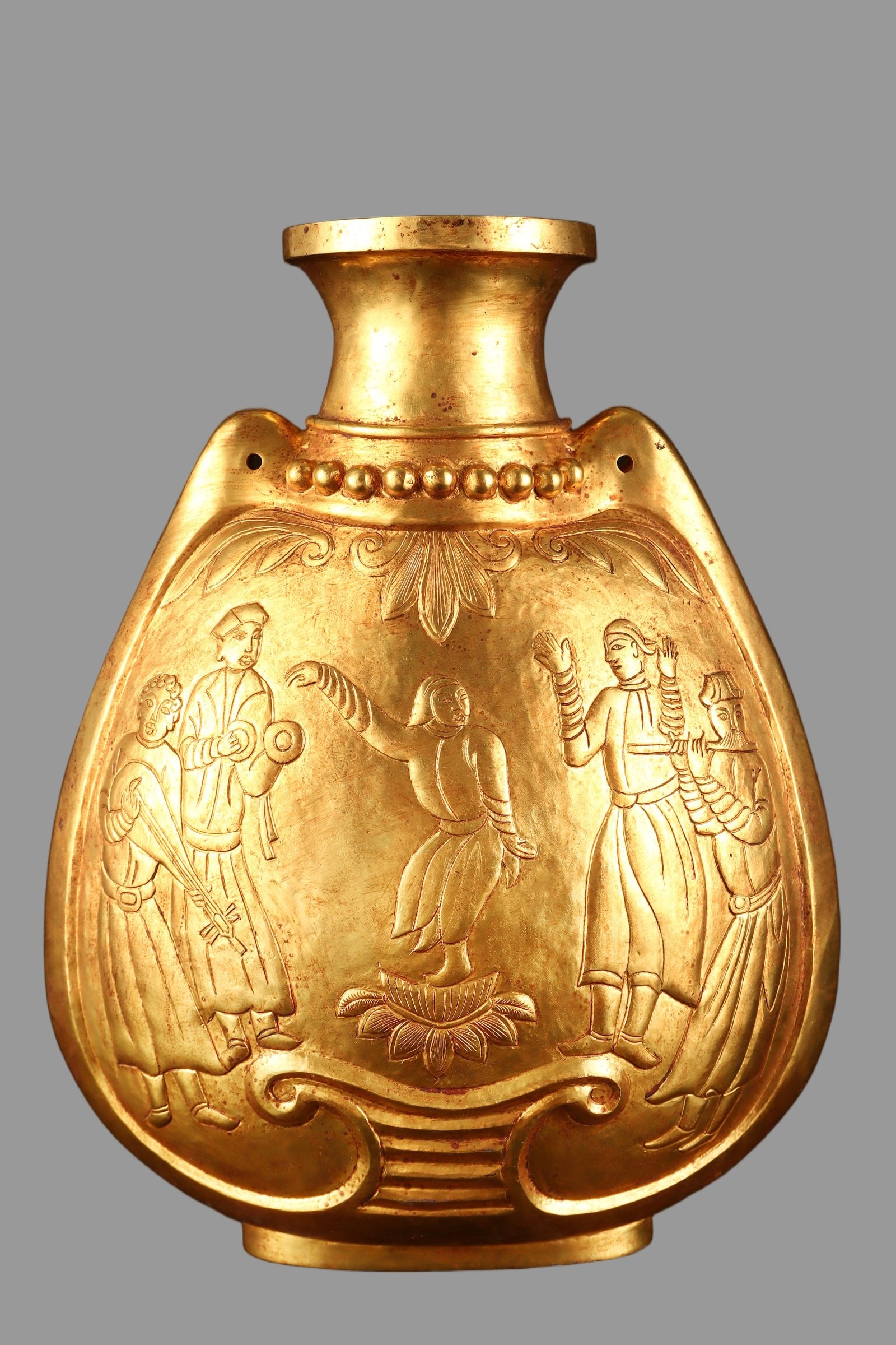 A Exquisite Gilt Bronze Figures Pattern Vase - 3