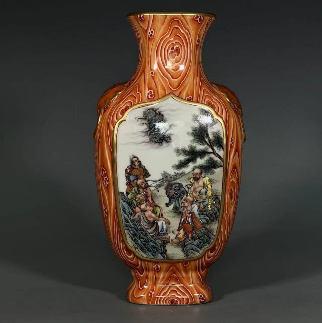 A Exquisite Imitation Wood Grain Glaze Famille-Rose Figures Pattern Vase: A Exquisite Imitation Wood Grain Glaze Famille-Rose Figures Pattern Vase,Qing Dynasty, China,Qianlong Six-character Mark,Size:10inx3inx3in 木纹釉粉彩人物ń