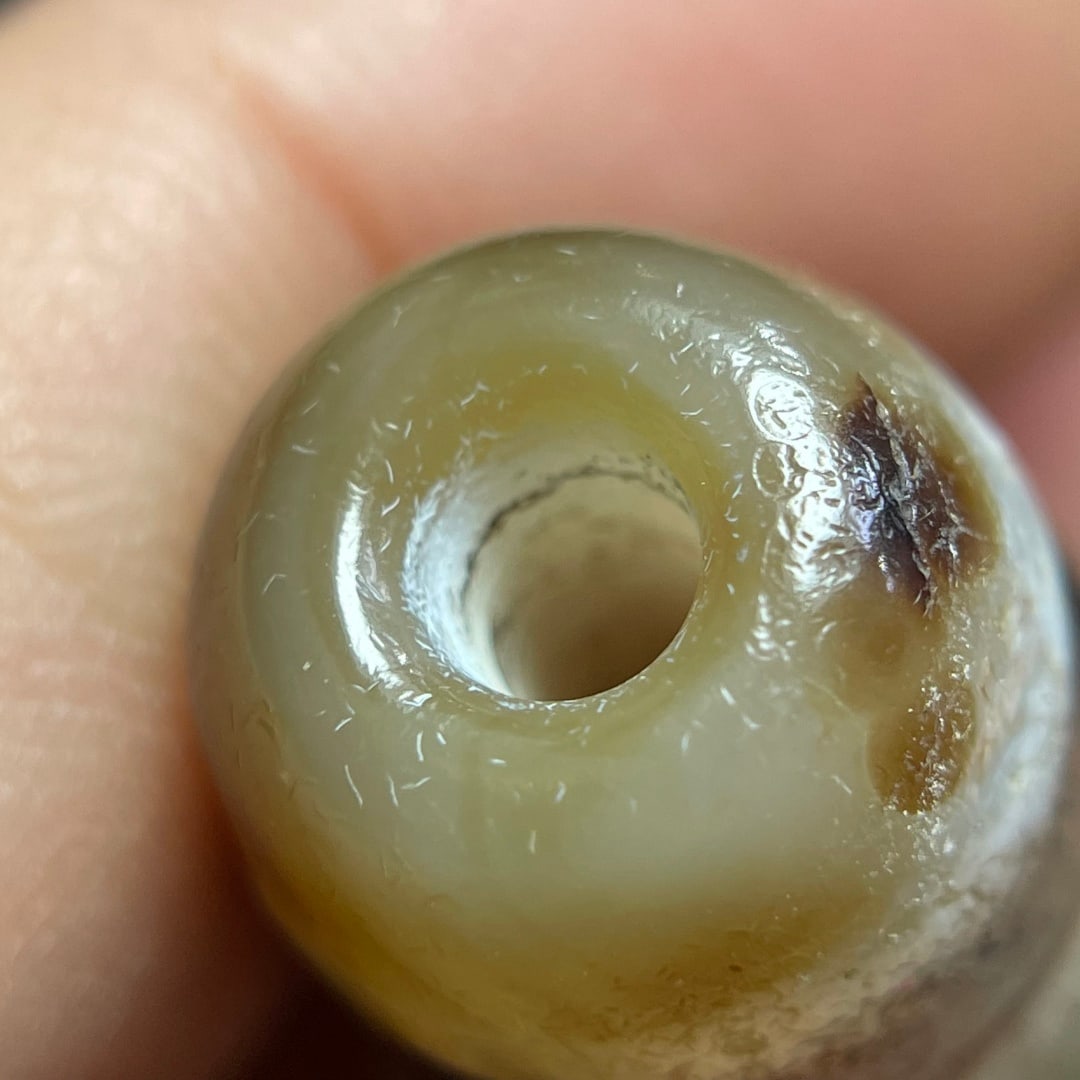 A Exquisite Nine Eye Dzi bead - 3