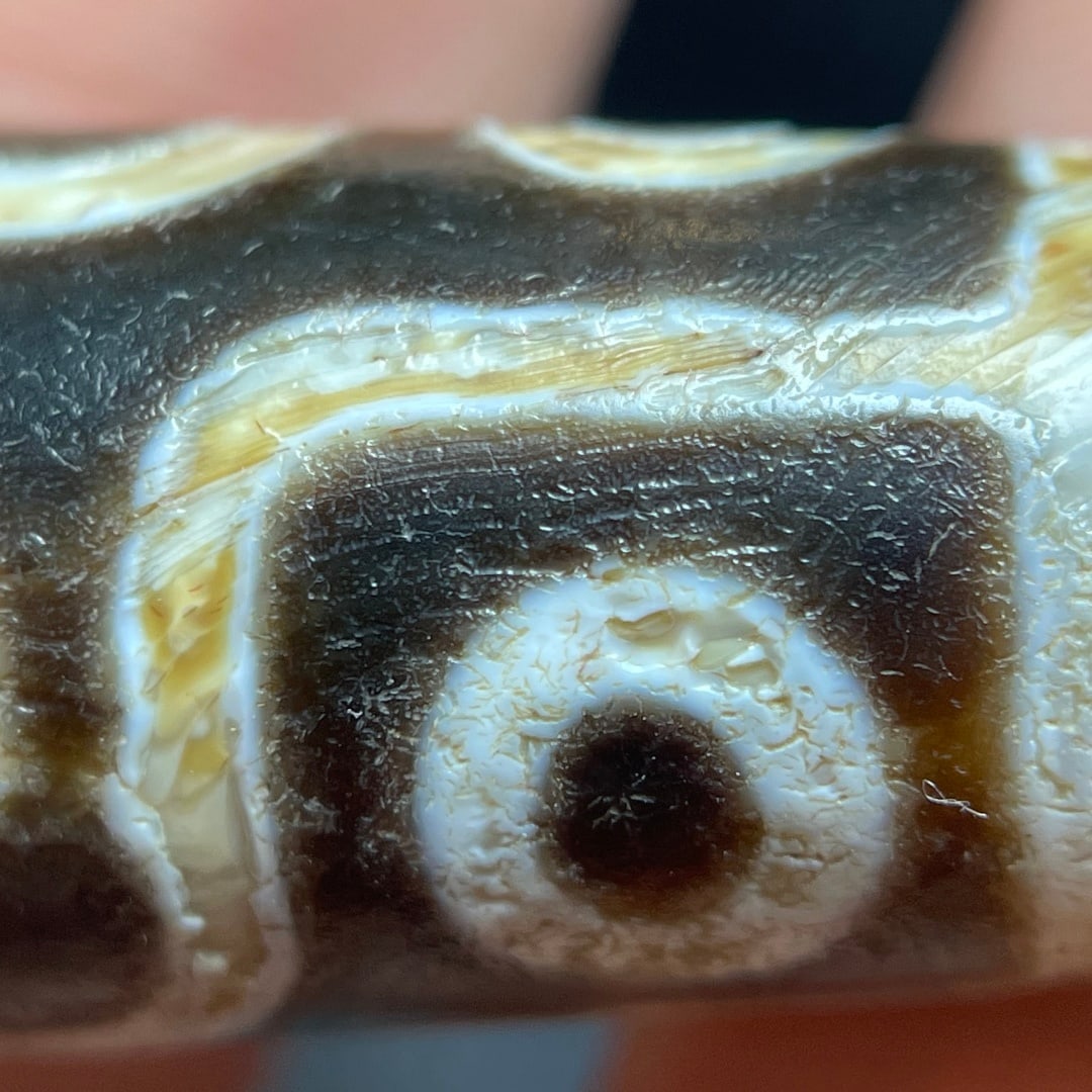 A Exquisite Nine Eye Dzi bead - 7