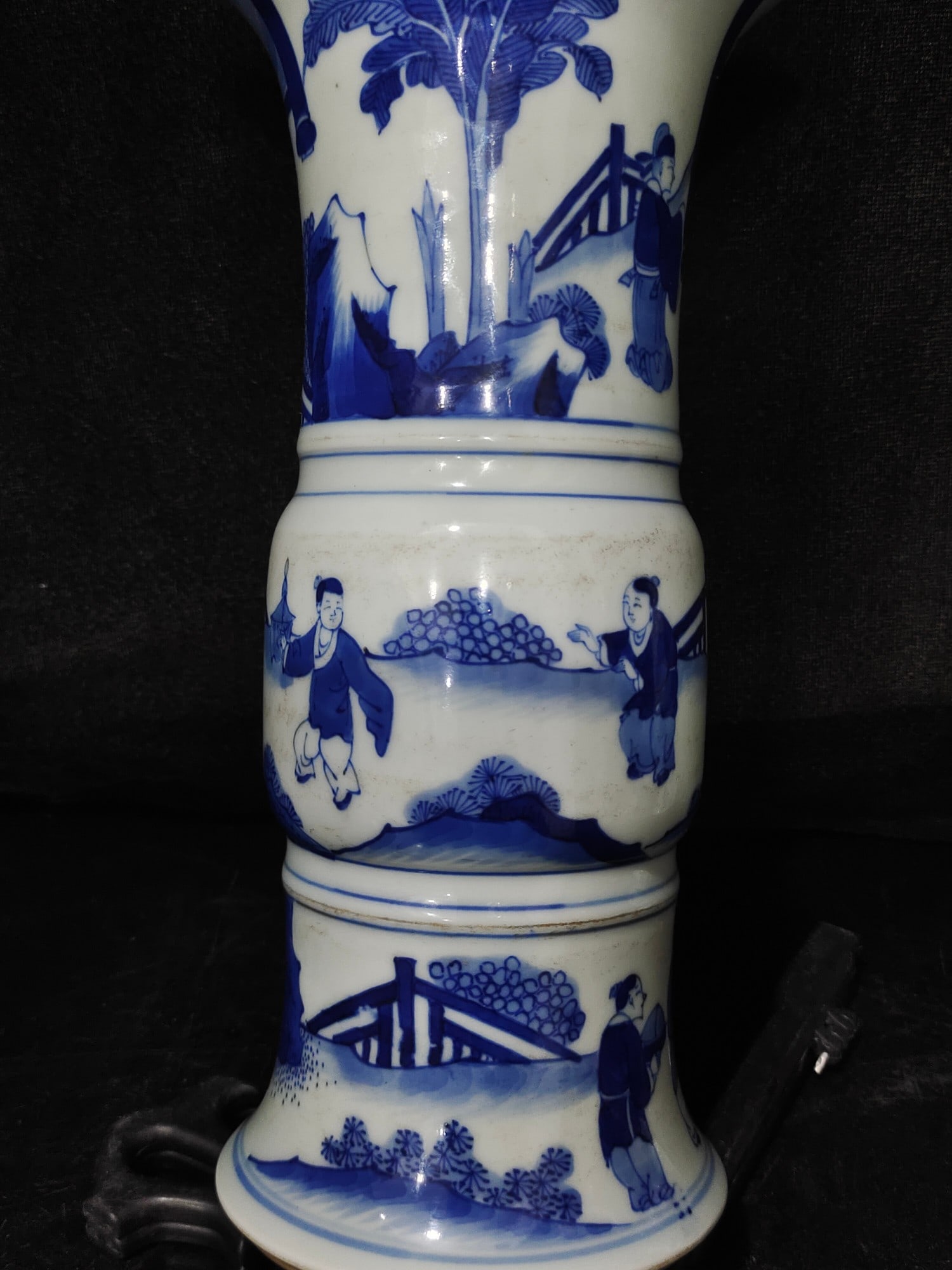 A Exquisite Blue and White Figures Pattern Vase - 5