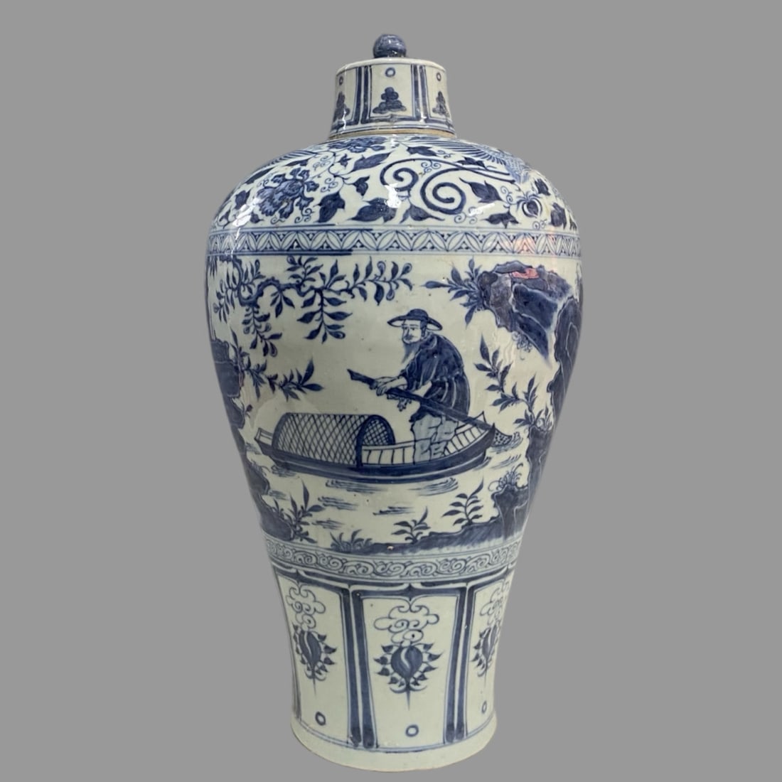 A Exquisite Blue and White Figures Pattern Vase: A Exquisite Blue and White Figures Pattern Vase,Yuan Dynasty, China,Size:17.7inx2.2in 中国元代,青花人物纹瓶