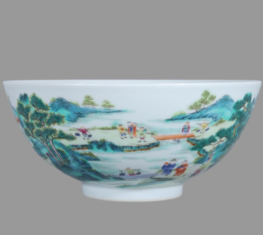 A Exquisite Famille-Rose Landscape Figures Pattern Bowl: A Exquisite Famille-Rose Landscape Figures Pattern Bowl,Qing Dynasty, China,Qianlong Six-character Mark,Size:3.1inx7.1inx2.8in