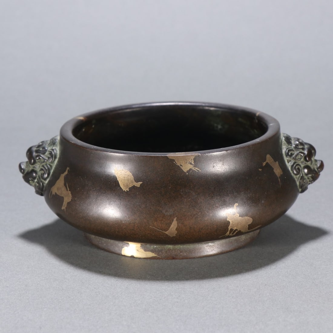 A Exquisite Coppery Double Lion-Ears Censer: A Exquisite Coppery Double Lion-Ears Censer,Ming Dynasty, China,With Mark,Size:1.7inx4.6in,Weight:722.6g 铜制双狮耳香炉,中国明代,ñ