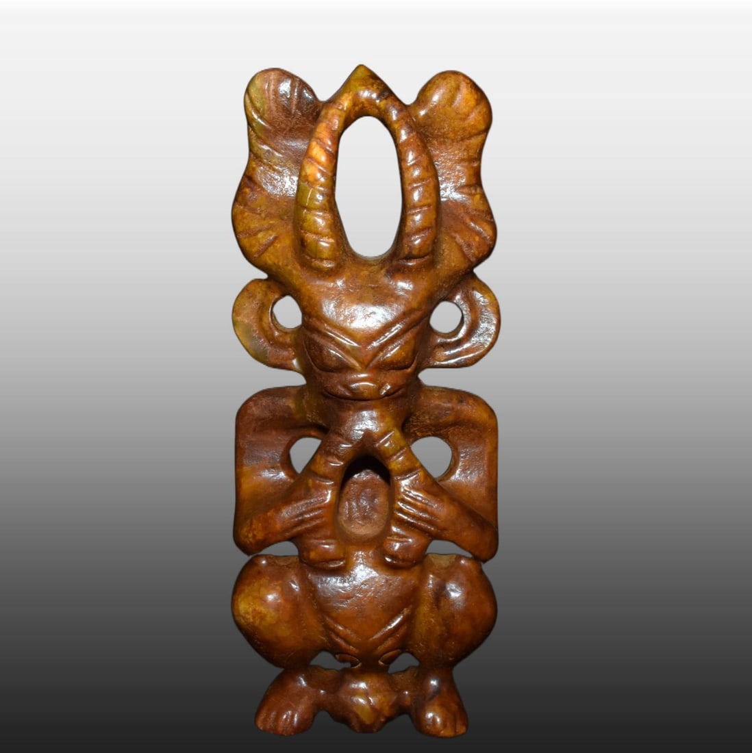 A Exquisite Gaogu Jade Figures Ornament: A Exquisite Gaogu Jade Figures Ornament,Ancient Time, China,Size:11.8inx5.1in,Weight:2720g 高古玉人物摆件,远古时期