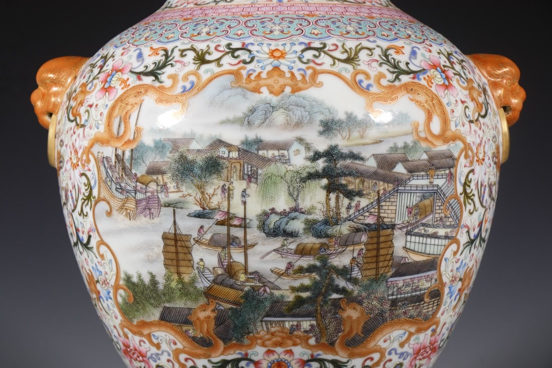 A Exquisite Enamel Landscape Pattern Vase - 4