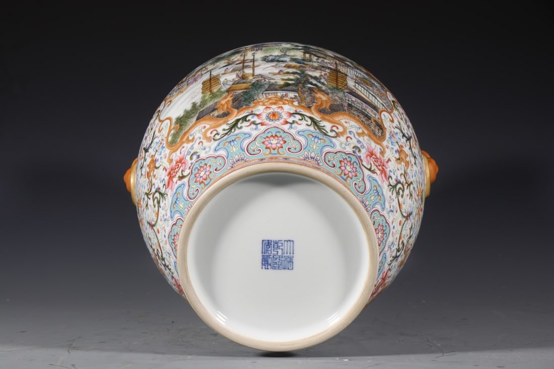 A Exquisite Enamel Landscape Pattern Vase - 9