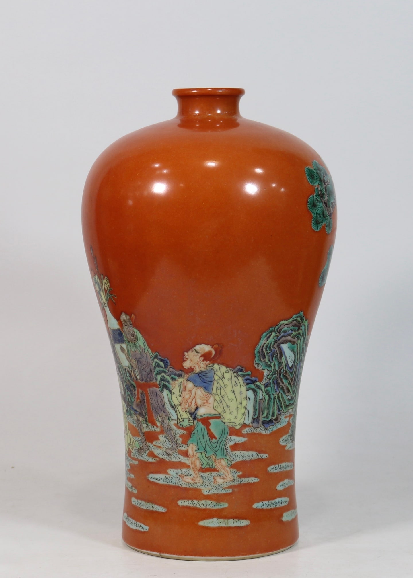A Exquisite Iron Red Wucai Figures Pattern Vase - 2