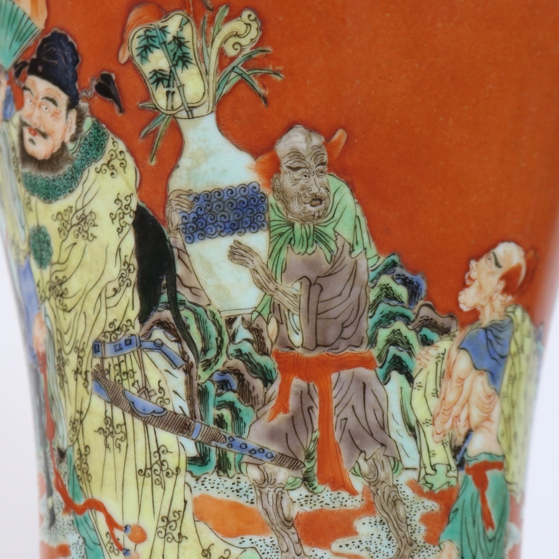 A Exquisite Iron Red Wucai Figures Pattern Vase - 7