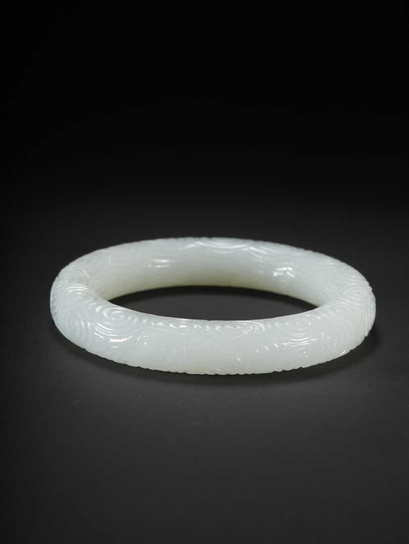 A Exquisite Hotan Jade Auspicious Cloud Pattern Bracelet - 2