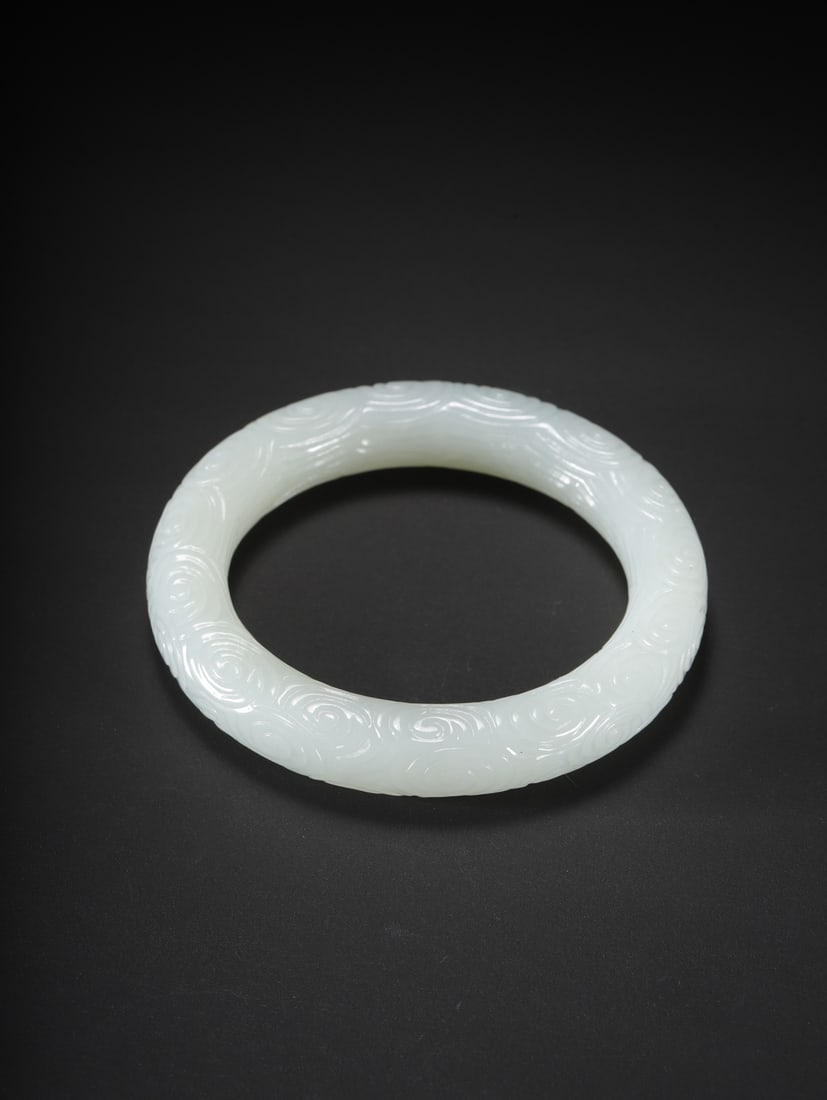 A Exquisite Hotan Jade Auspicious Cloud Pattern Bracelet - 8
