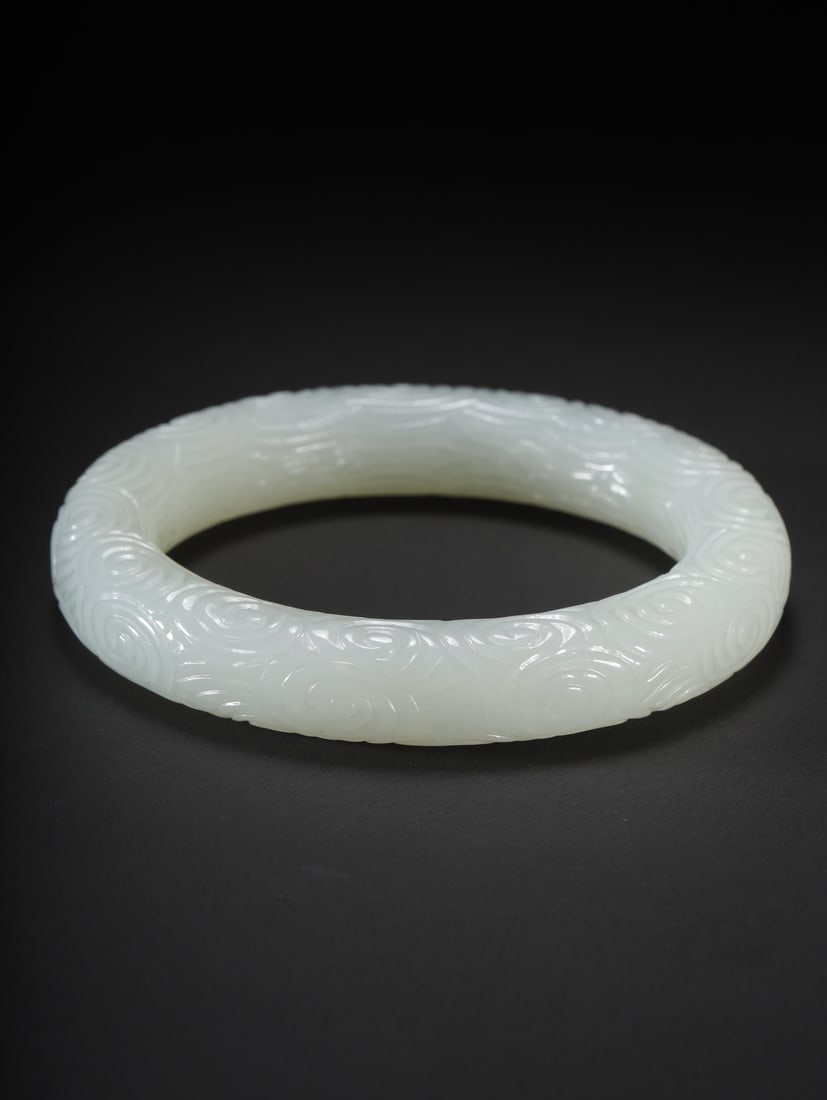 A Exquisite Hotan Jade Auspicious Cloud Pattern Bracelet - 9