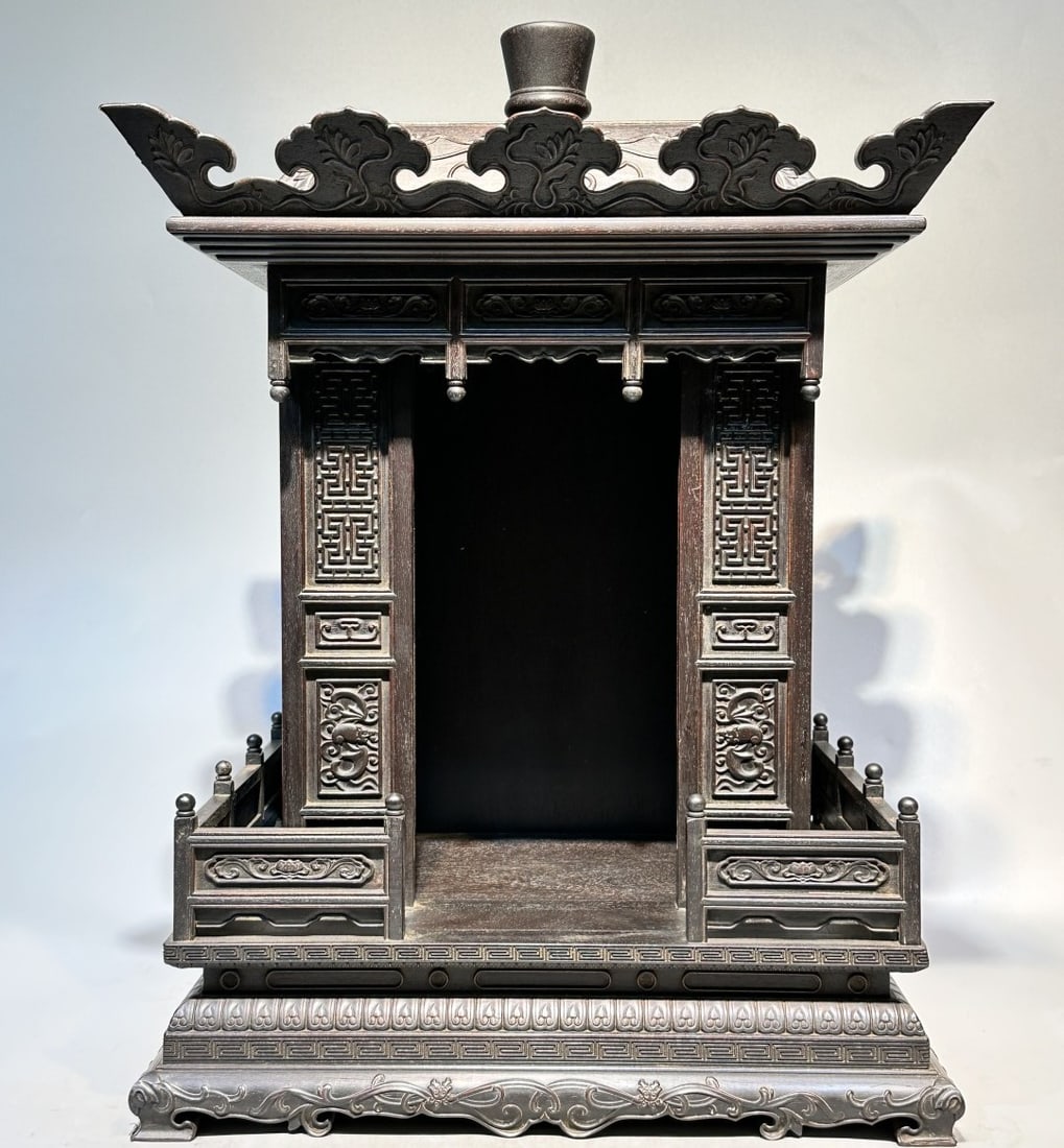A Exquisite Small Leaf Zitanwood Buddhist niche: A Exquisite Small Leaf Zitanwood Buddhist niche,Qing Dynasty, China,Size:26.8inx18.5inx14.2in 小叶紫檀佛龛,中国清代