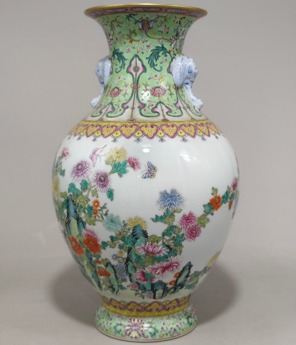 A Exquisite Famille-Rose Lotus Pattern Flower Pattern Elephant Trunk Vase: A Exquisite Famille-Rose Lotus Pattern Flower Pattern Elephant Trunk Vase,Qing Dynasty, China,Qianlong Six-character Mark,Size:15.4inx9.1in 粉彩缠枝莲花卉 