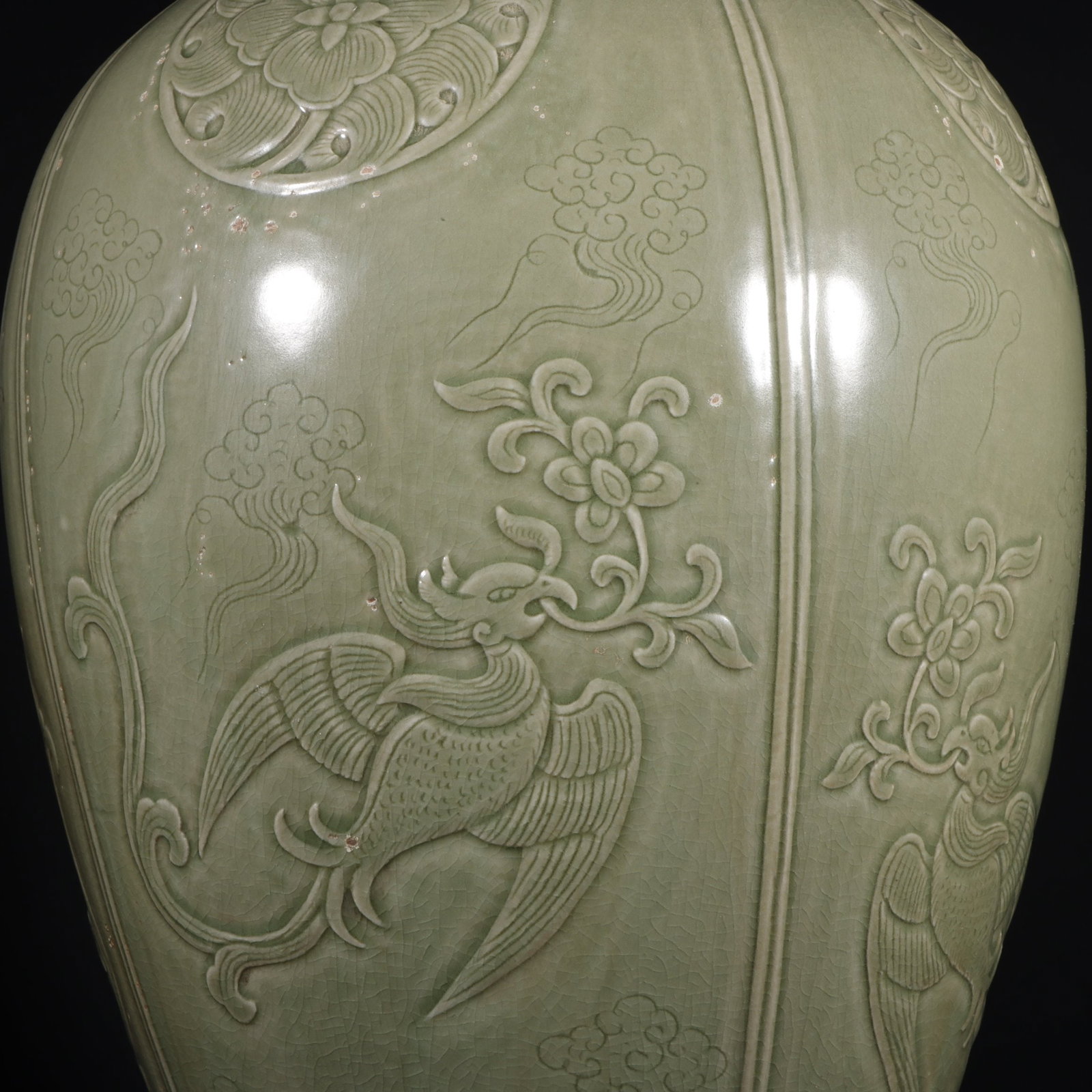 A Exquisite Yue Yao Celadon Phoenix Pattern Vase - 3