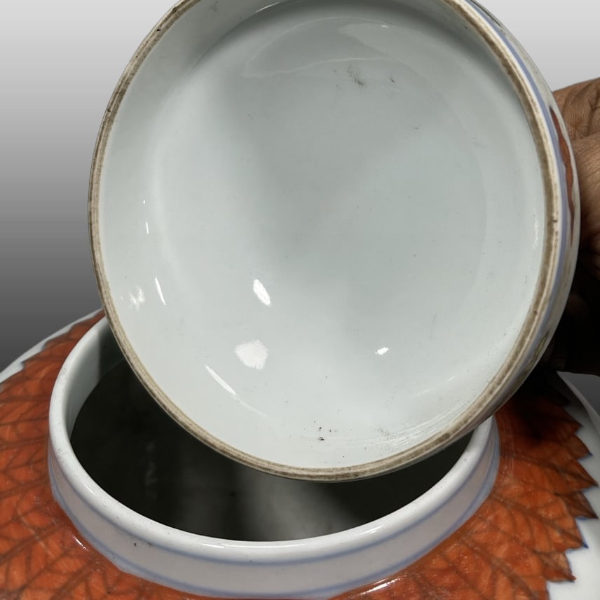A Exquisite Doucai Dragon Pattern Jar - 5