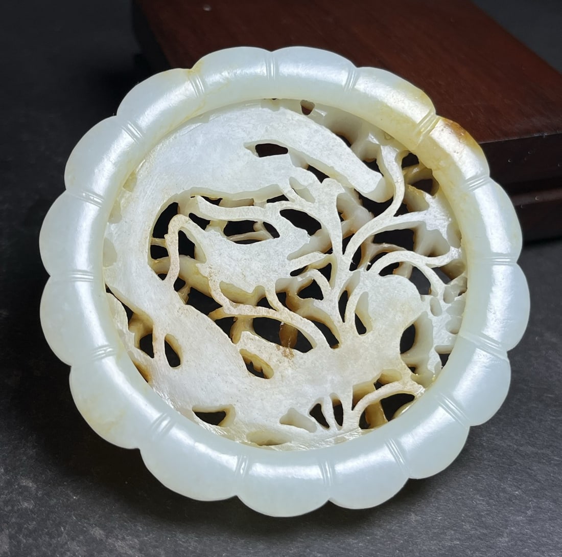 A Exquisite Hotan Jade Dragon Pattern Jade pendant - 5