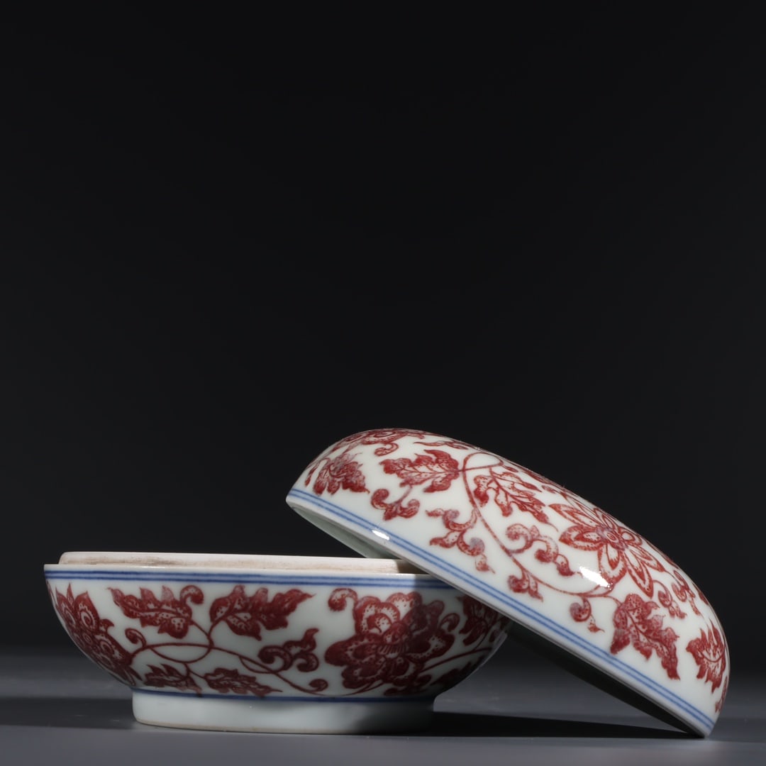 A Exquisite Underglaze-Red Lotus Pattern Box - 2