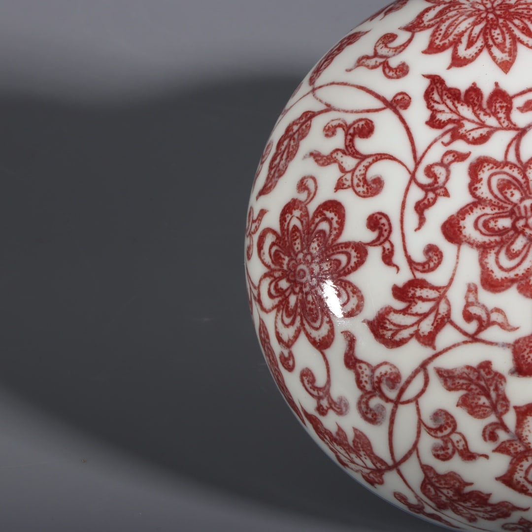 A Exquisite Underglaze-Red Lotus Pattern Box - 6