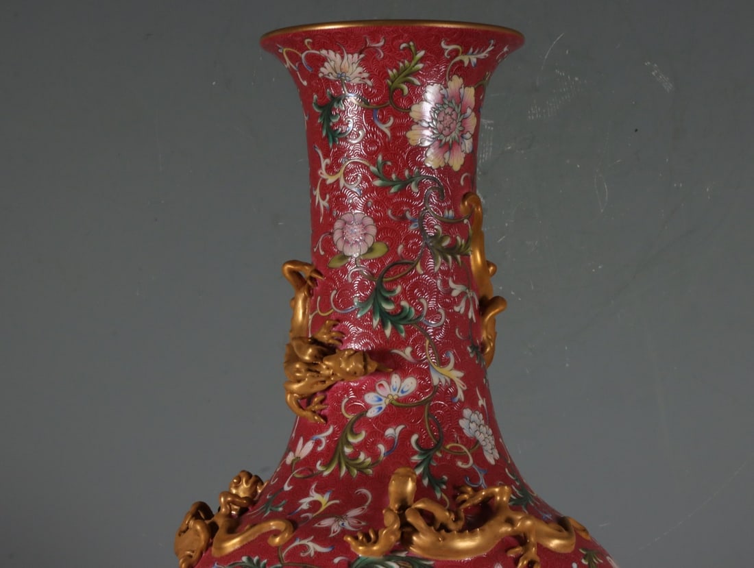 Ruby Red-Glazed Painted Gold Lotus Pattern Vase - 2