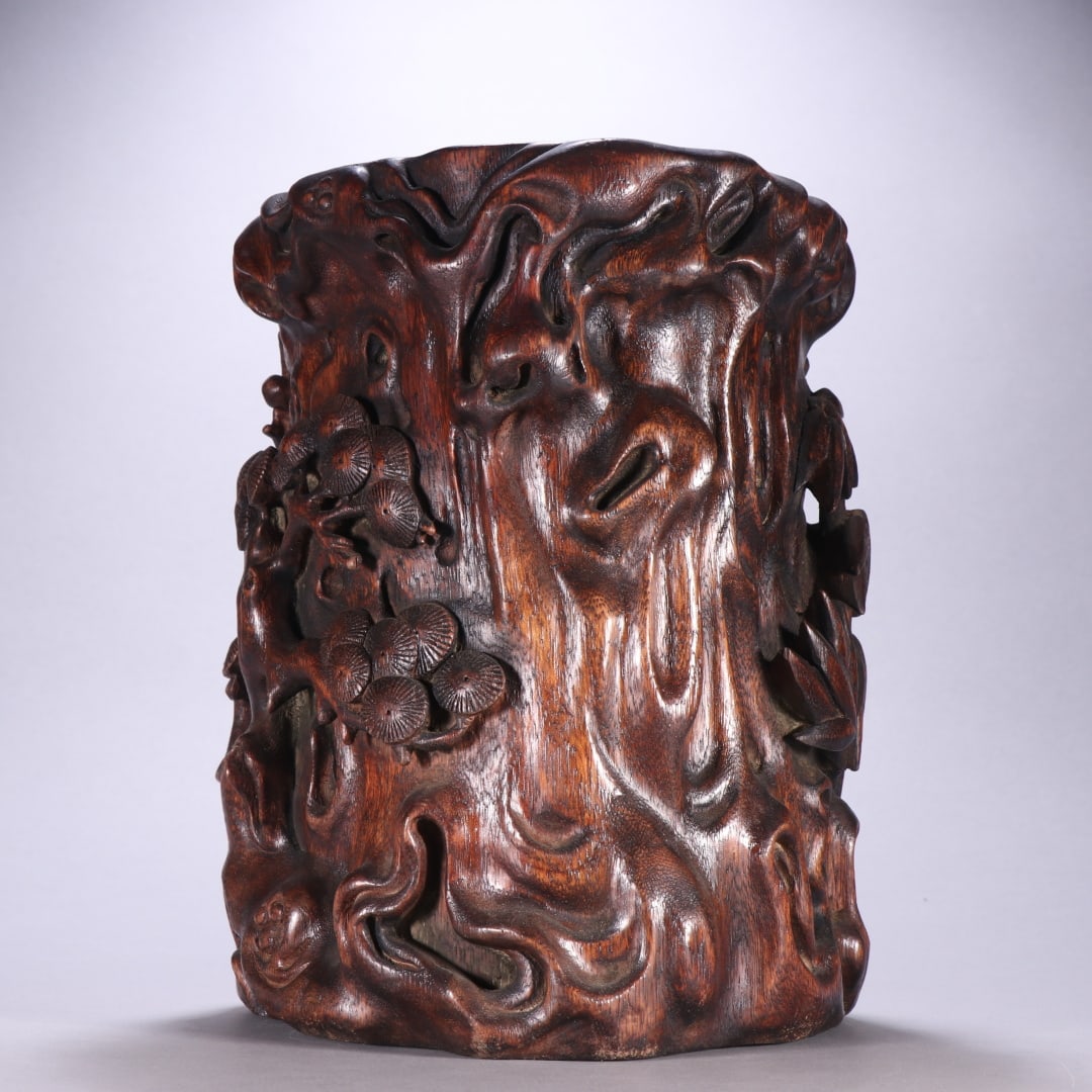 A Exquisite Eaglewood Pine and Bamboo Pattern Brush Pot - 2