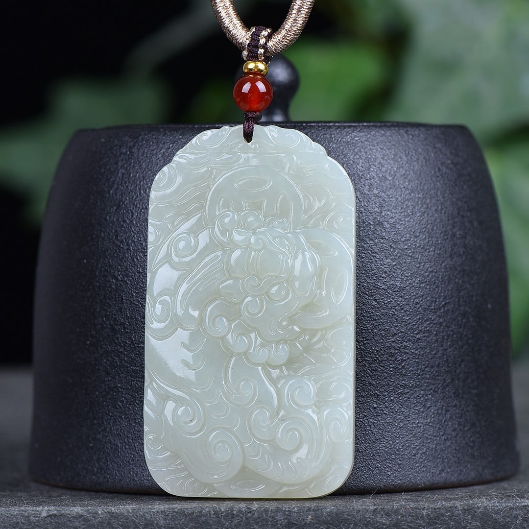 A Exquisite Hotan Jade Auspicious Beast Pattern Pendant - 2