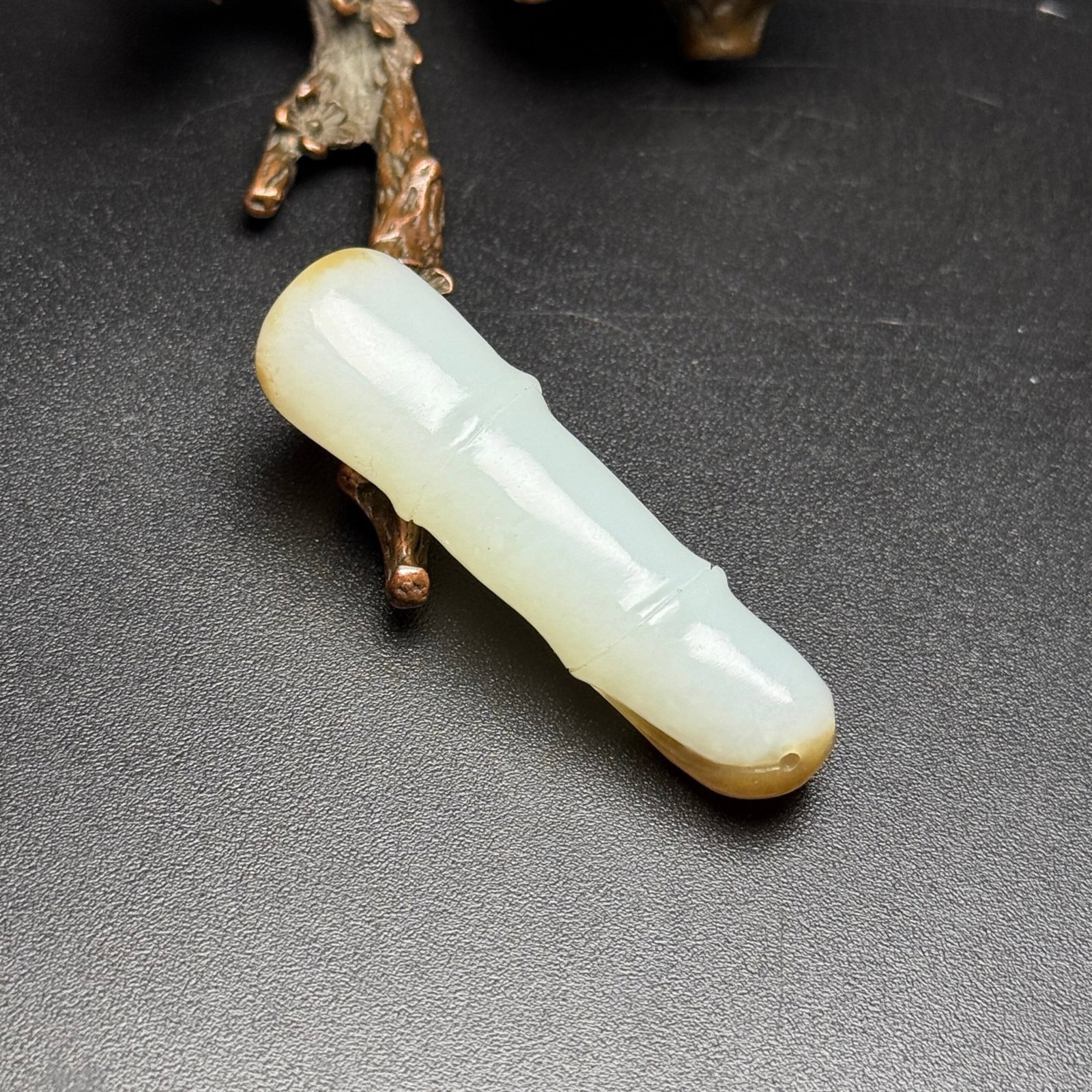 An Exquisite White Jade Bamboo Pattern Pendant - 4