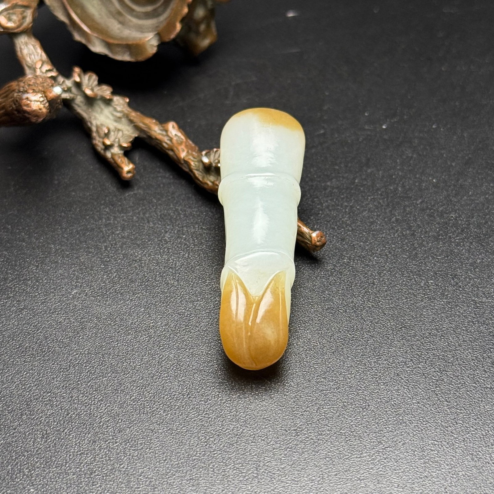 An Exquisite White Jade Bamboo Pattern Pendant - 5
